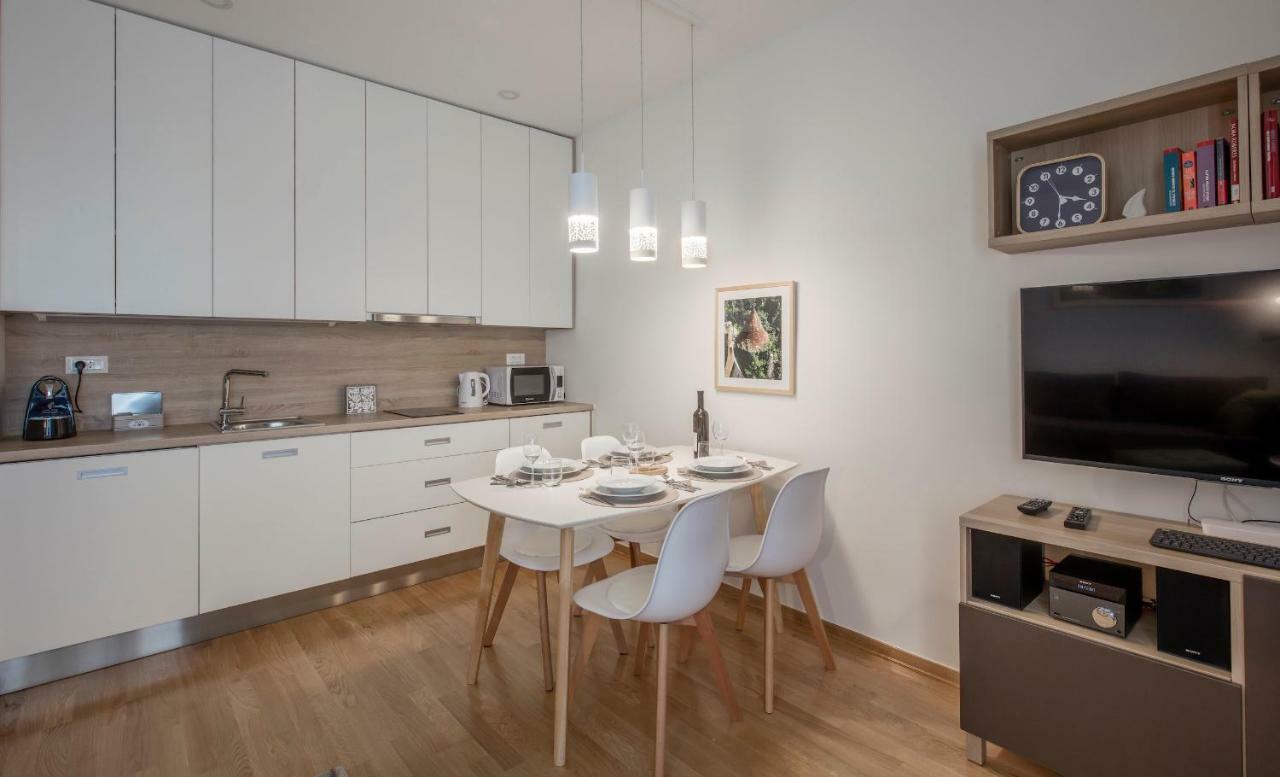 Apartments N10 Загреб Экстерьер фото