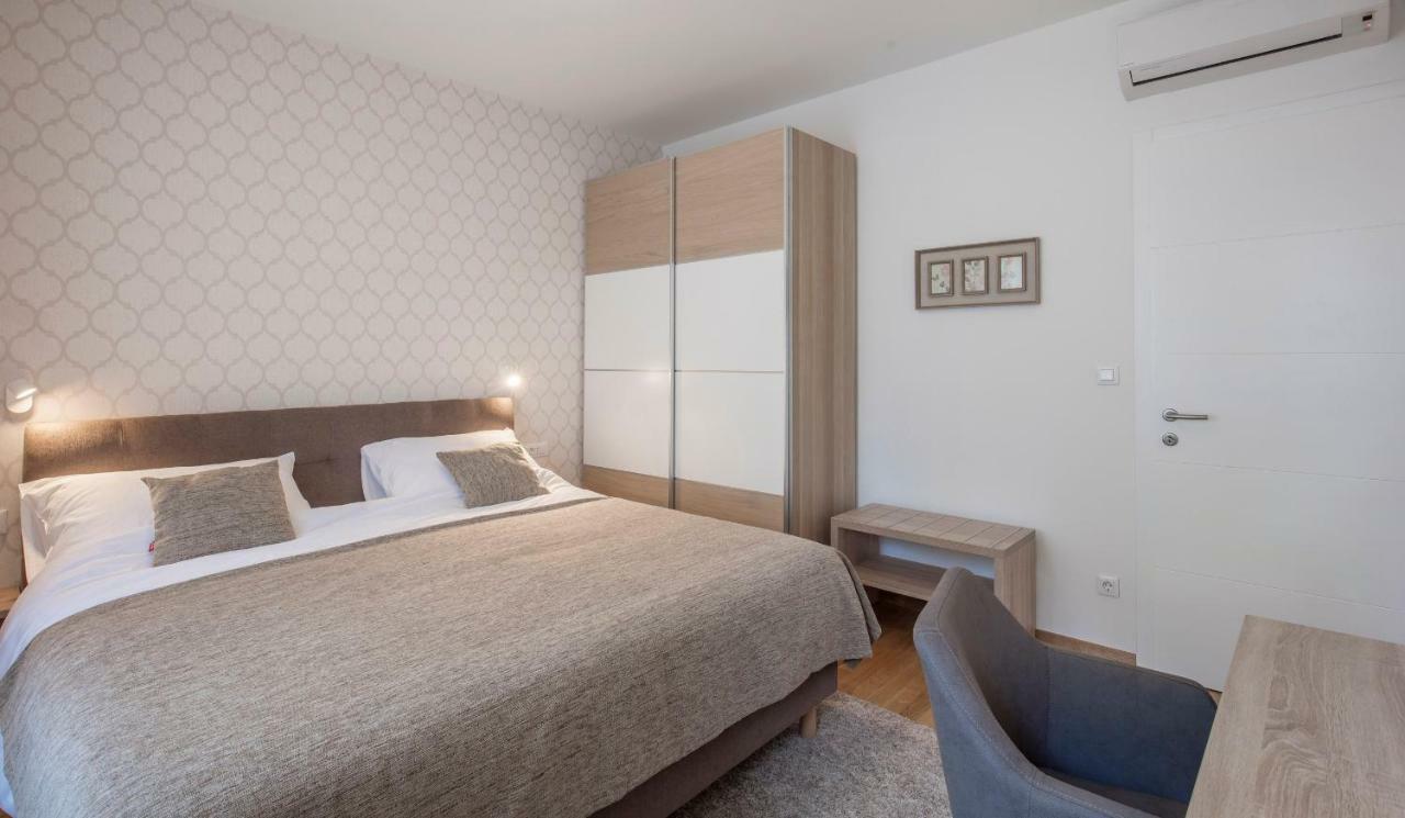 Apartments N10 Загреб Экстерьер фото
